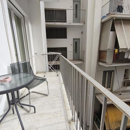 Patision Avenue, Apartment With Two Bedrooms Афины Номер фото