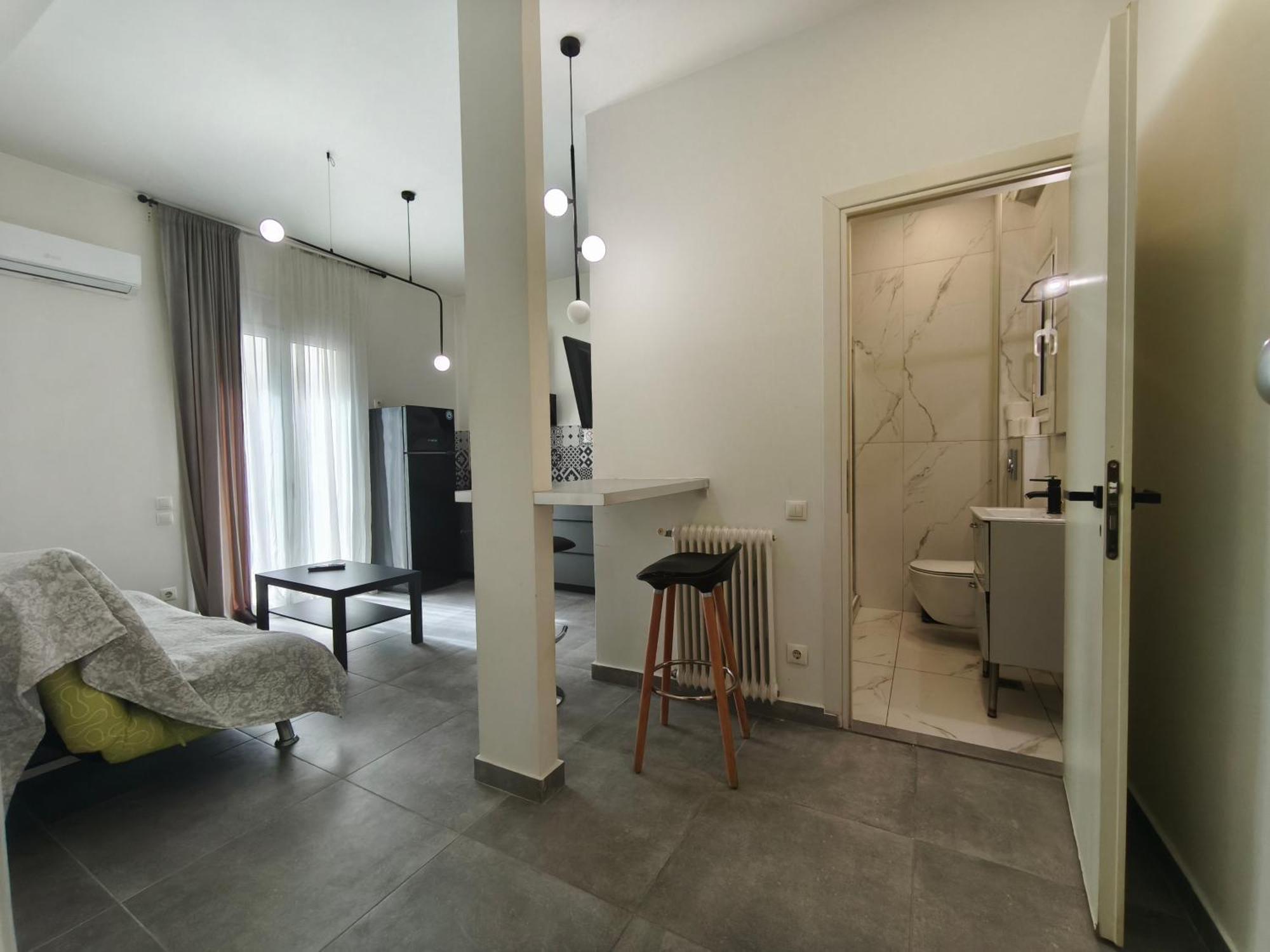 Patision Avenue, Apartment With Two Bedrooms Афины Номер фото