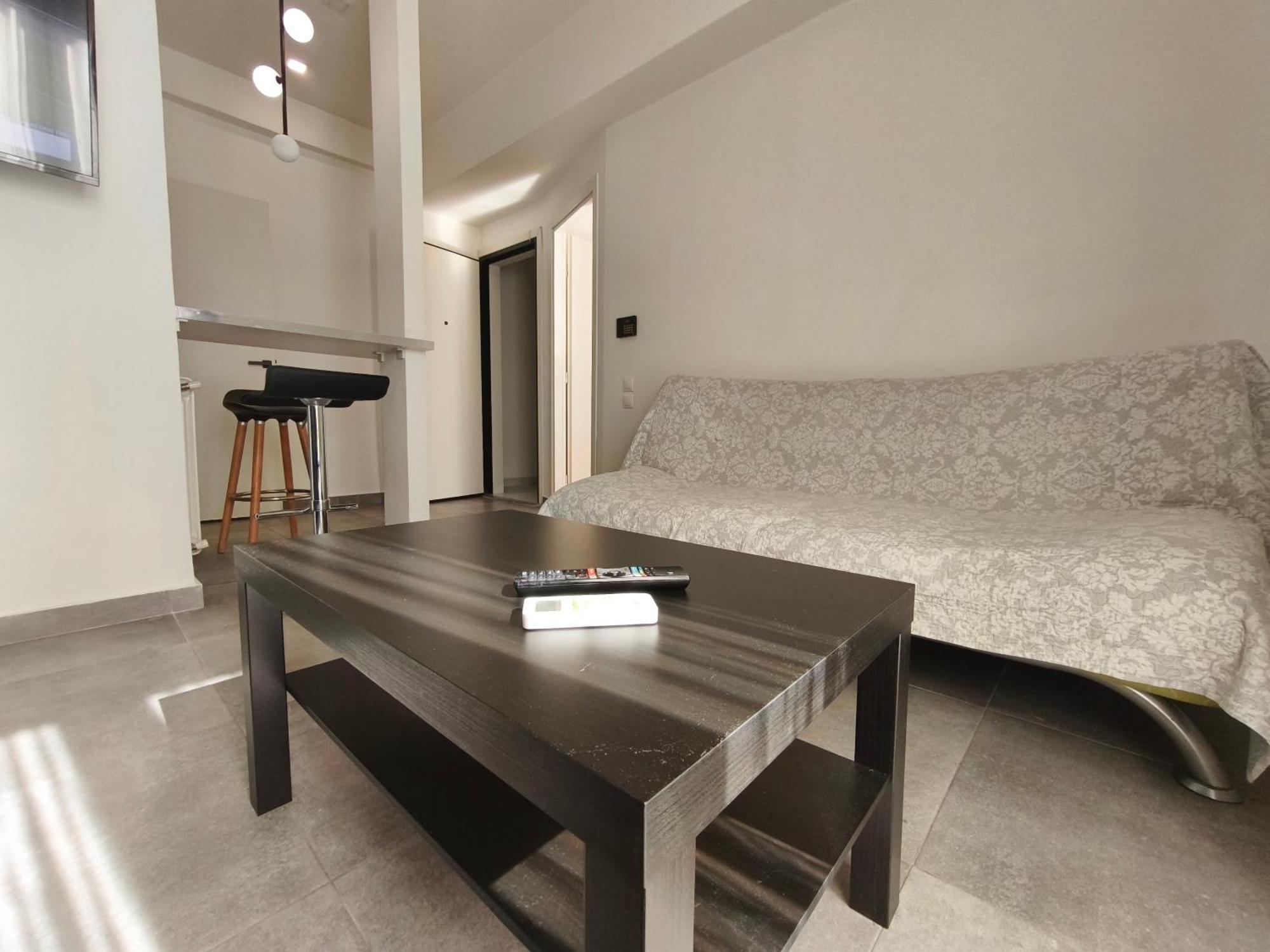 Patision Avenue, Apartment With Two Bedrooms Афины Номер фото