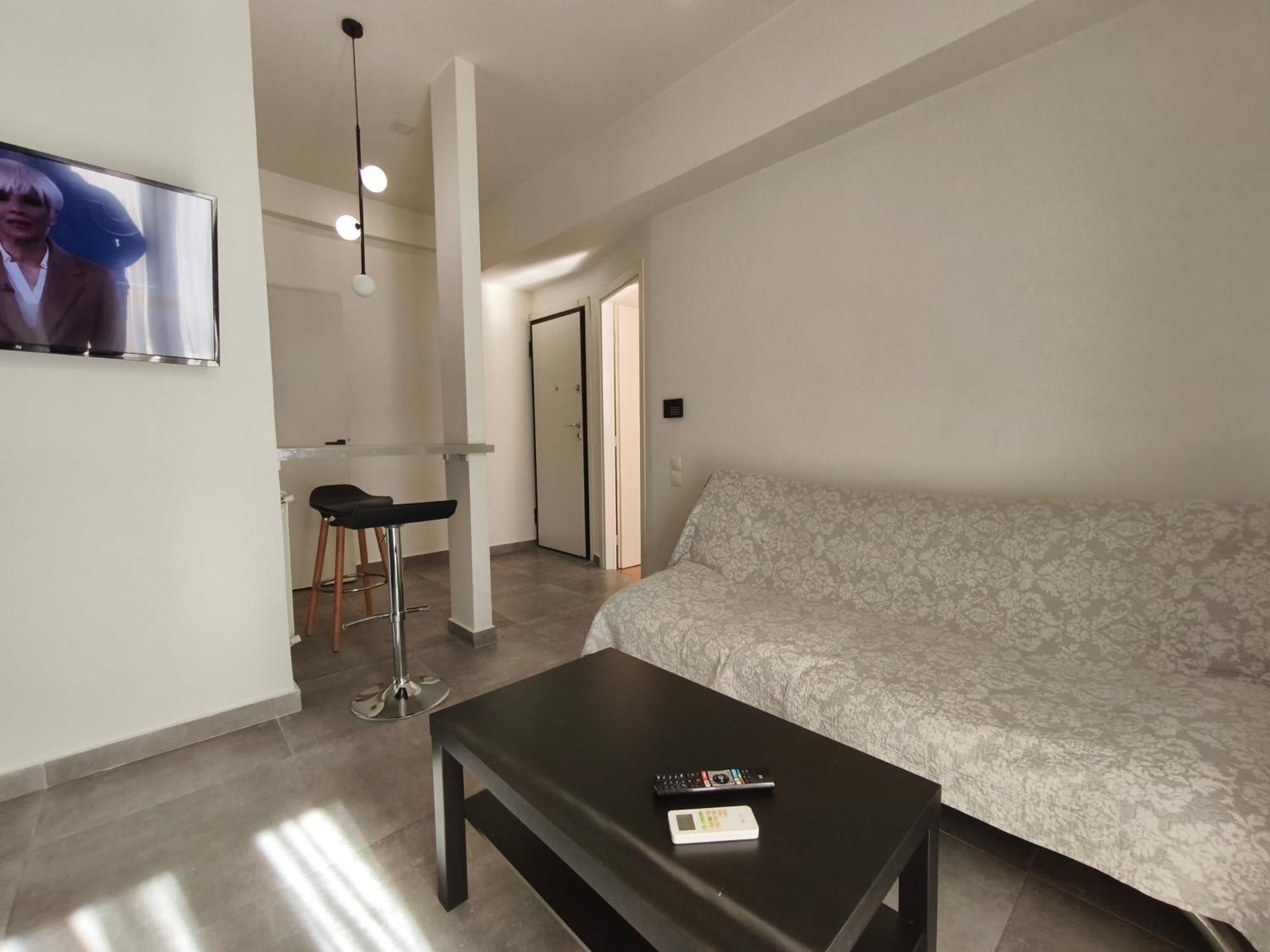 Patision Avenue, Apartment With Two Bedrooms Афины Номер фото