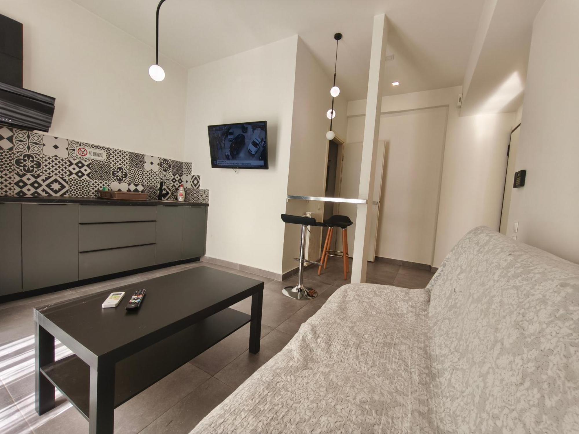Patision Avenue, Apartment With Two Bedrooms Афины Номер фото